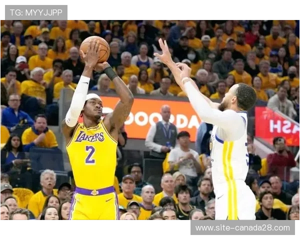 湖人逆转太阳，雷迪克双塔变阵与防守调整成转折点